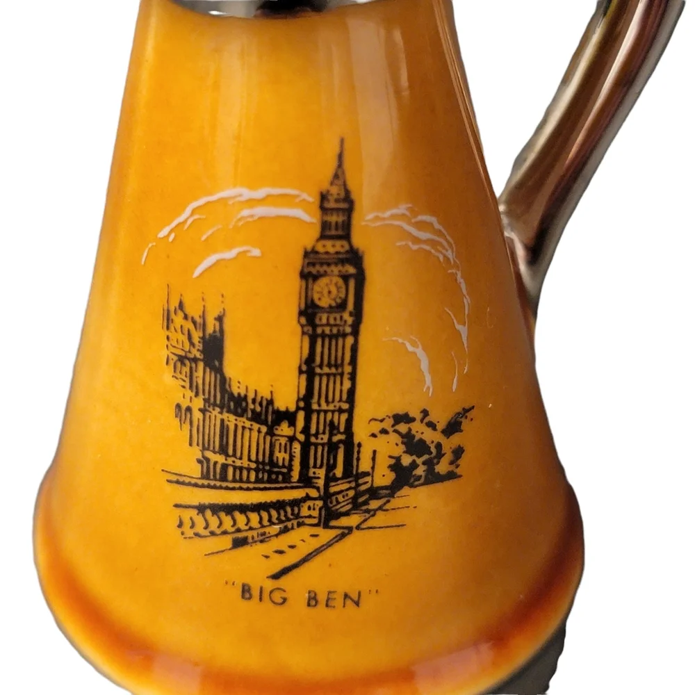 Wade antique yellow
